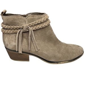 Michael Shannon Suede Mallory Booties Womens Beige Braided Leather Tassel Size 8